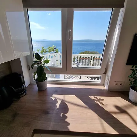 Apartment In 45914 Dramalj